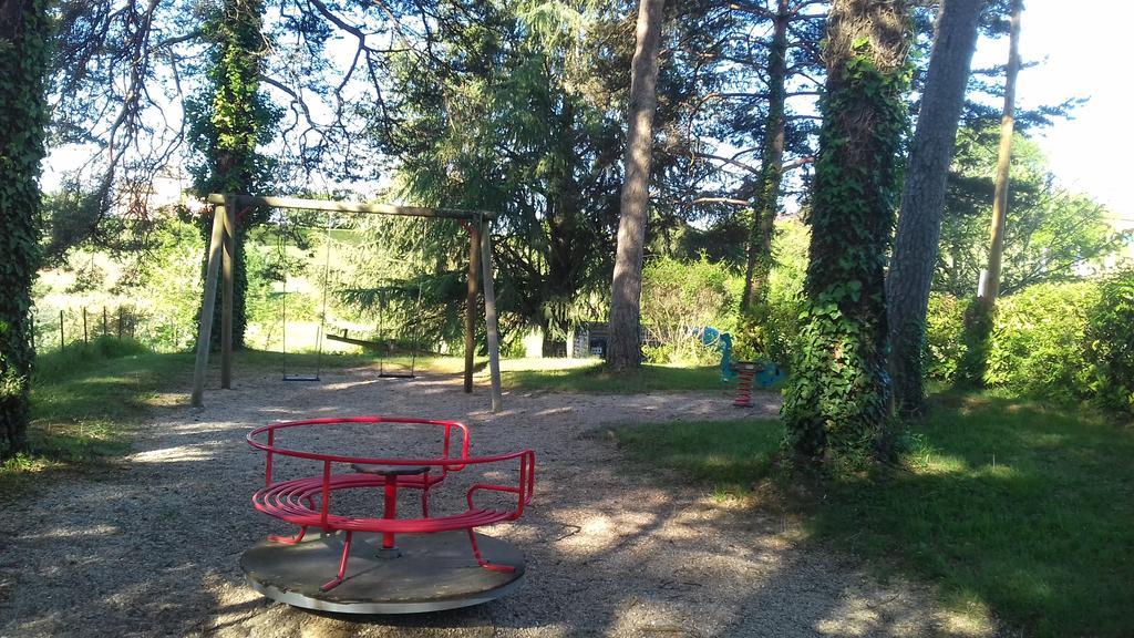 Camping 46 Rainettes Goujounac 外观 照片